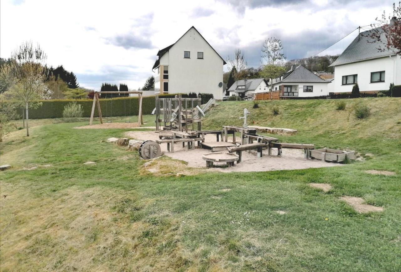Ferienhaus Leo Blankenrath Екстер'єр фото