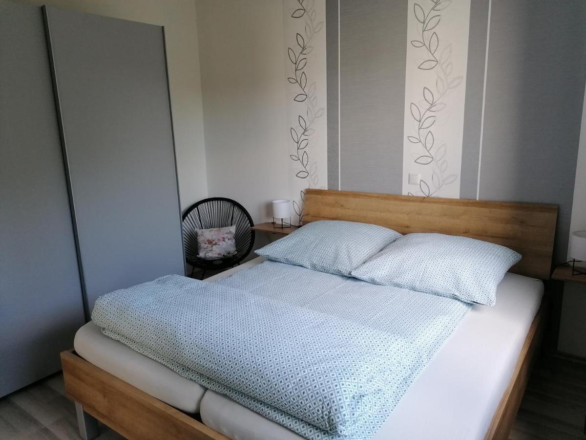 Ferienhaus Leo Blankenrath Екстер'єр фото